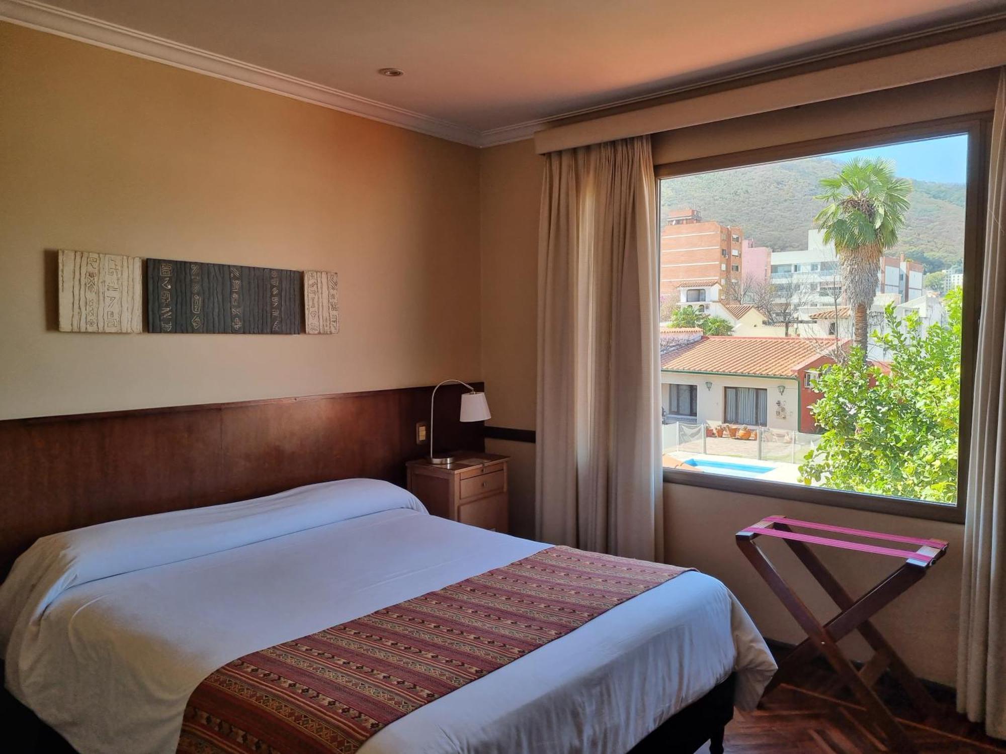 Hotel Boutique La Candela Сальта Экстерьер фото