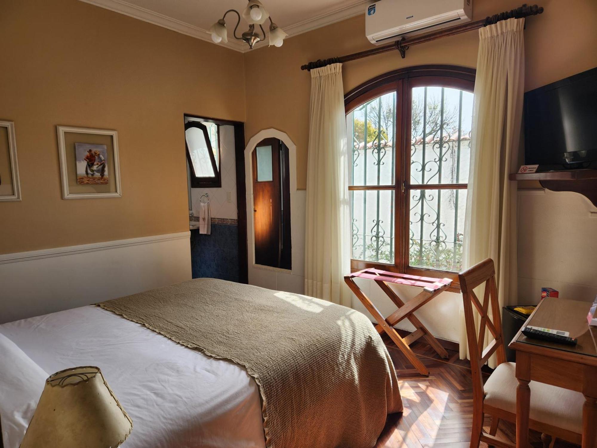 Hotel Boutique La Candela Сальта Экстерьер фото
